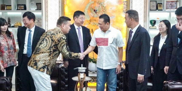 Terima China Energy, Ketua MPR RI Dukung Investor Cina Kembangkan Green Energy di Indonesia