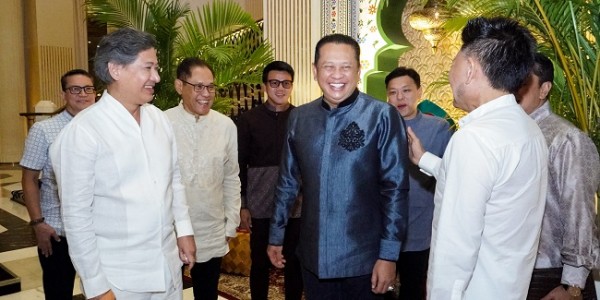 Bamsoet Apresiasi Ferrari OCI Berikan Bantuan ke Yayasan Tunanetra dan Rumah Pejuang Kanker