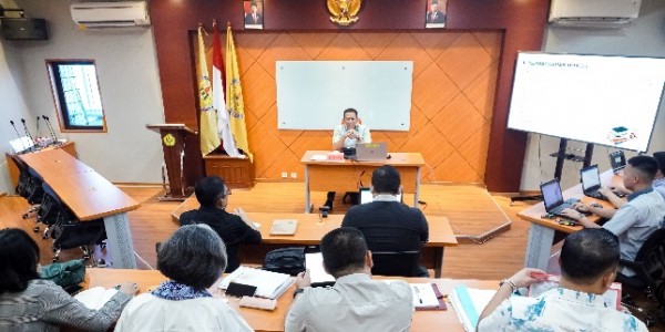 Berikan Kuliah Politik Hukum, Ketua MPR RI Ingatkan Pentingnya Pembenahan Partai Politik