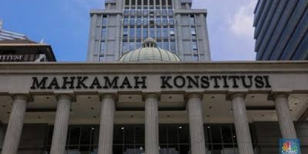 Politikus Golkar Nilai Gugatan Kubu 01 dan 03 di MK Tidak Masuk Akal