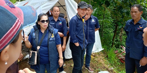 Nasdem Tana Toraja Salurkan Bantuan Ke Korban Banjir dan Tanah Longsor