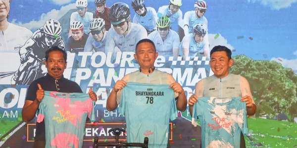 Kapolda Jatim Resmikan Lomba Bersepeda Tour De Panderman Polda Jatim