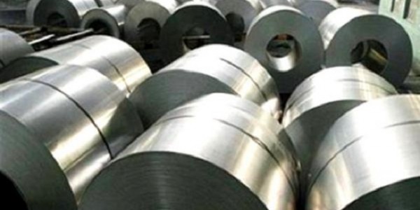 Perusahaan China Produksi Baja Ilegal, DPR: Cabut Izinnya 