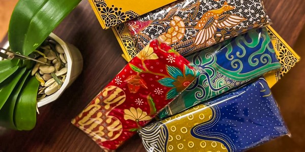 Stay at The Alana Surabaya, Dapat 1 Kain Batik Gratis