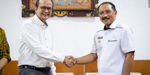 Kemenkop-Pemda Klungkung Pastikan Tak Ada Pembatasan Jam Operasional Warung Kelontong