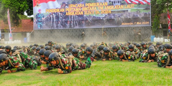 Perkuat SDM Matra Laut, Dankodiklatal Buka Pendidikan 357 Siswa Bintara TNI AL 2024
