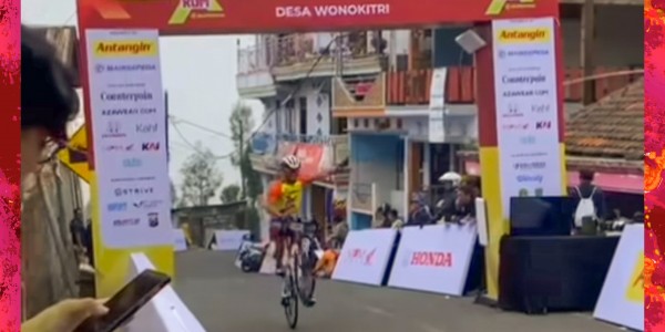 17 Negara dan 428 Komunitas Cyclist Taklukkan Antangin Bromo KOM X
