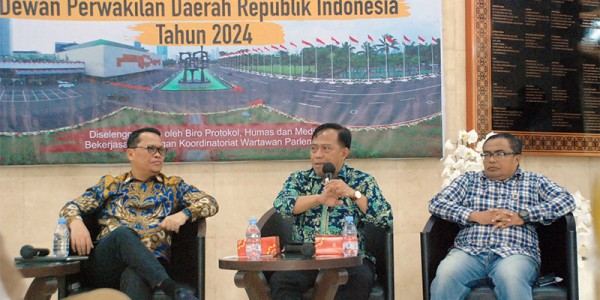 Diskusi Penyelenggaraan Haji dan Persoalan Yang Masih Terjadi. 