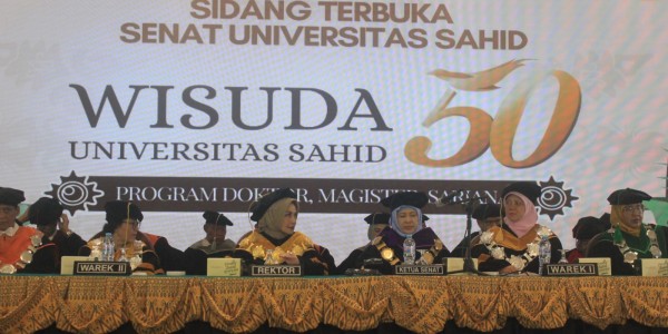 Wisuda USAHID ke 50 , Rektor Sebut Pendidikan Awal dari Peradaban