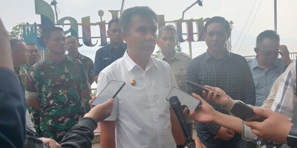 Rapat Bersama Walhi, Pj Gubernur Jabar Minta Usulan Detail Persoalan DAS Citarum 