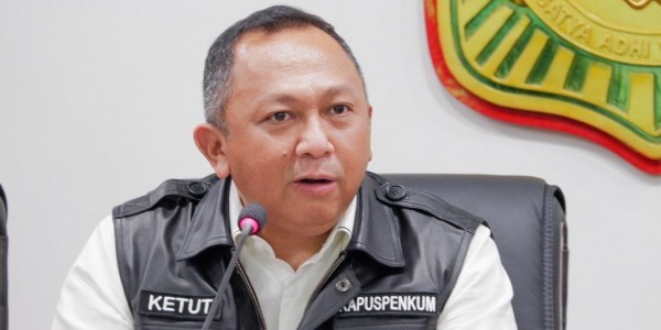 Jampidsus Kejagung Limpahkan Perkara Dugaan Korupsi Timah ke JPU Kejari Jaksel