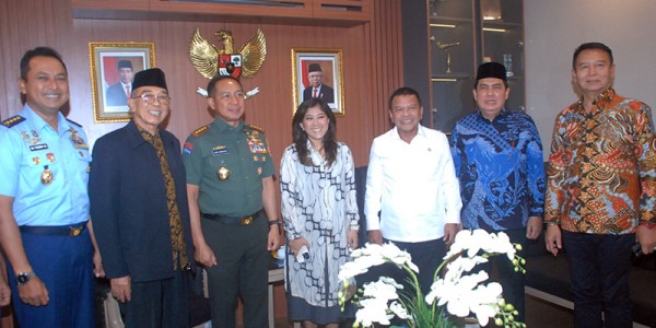 Komisi I DPR Raker Dengan Wamenhan ,Panglima TNI beserta KASAD, KASAL, dan KASAU