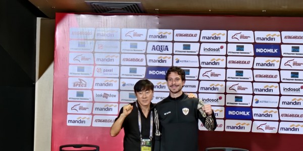 Pelatih Shin Tae-yong Berharap Lapangan Stadion Utama GBK Tidak Dipakai Untuk Konser Lagi