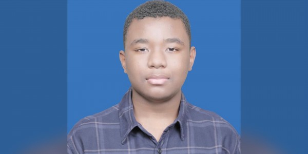 Tebid Geoff Marlon Brown Kem, Mahasiswa Termuda Unair yang Lolos Lewat Jalur SNBT 2024