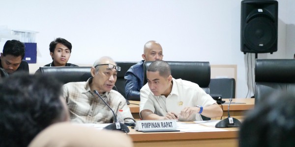 Terima Audiensi Ratusan Mahasiswa, NasDem: Dana KJMU Cair Besok