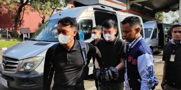 Polri Tangkap WN China yang Tipu 800 WNI di Abu Dhabi