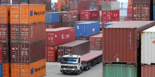 Kemendag Diminta Waspadai Barang Ilegal China Jika Tarif Bea Masuk 200 Persen Diterapkan