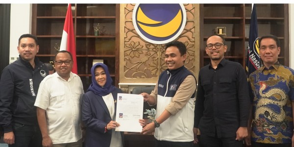 Pilkada Seram Bagian Timur, NasDem Dukung Duet Rohani Vanath - Madja Rumatiga
