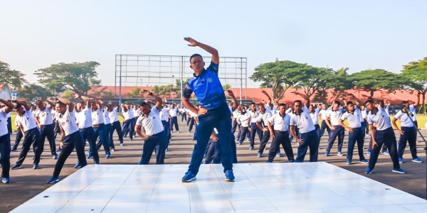 Personel Kodiklatal Jaga Kesehatan dengan Olah Raga Rutin