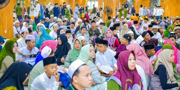 Datang Padat Merayap, Sukorejo Menjadi Ramai