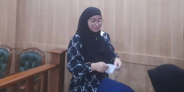 Saksi Mengaku Diminta Bawakan Wanita Cantik ke Hotel untuk Mantan Gubernur Malut