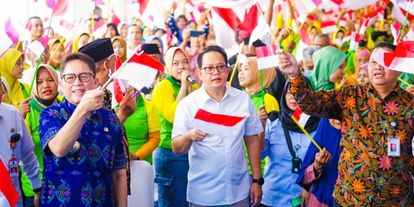 393 Buruh Pabrik Bojonegoro Dapat BLT DBHCHT, Adhy: Upaya Tingkatkan Kesejahteraan Masyarakat