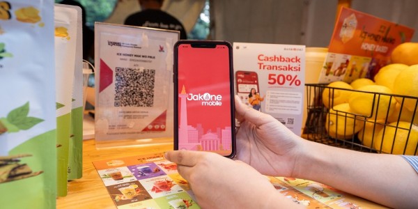 Kinerja Positif, Bank DKI Raih Penghargaan Indonesia Best Bank 2024