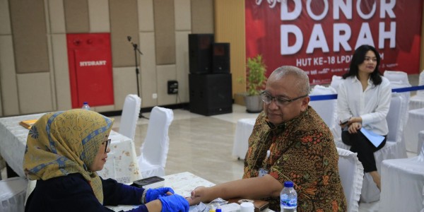 Rangkaian HUT ke-18, LPDB-KUMKM Gelar Donor Darah 