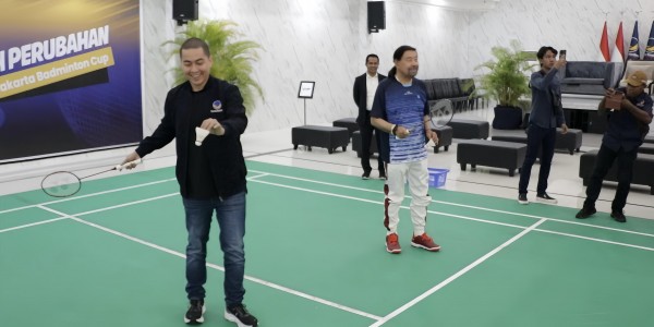 Smash Perubahan NasDem Jakarta Badminton Cup Resmi Dibuka, Perkuat Soliditas Kader