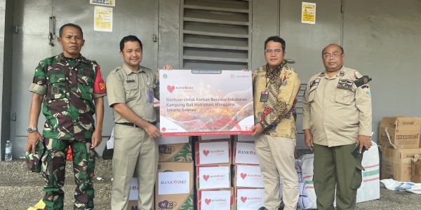 Bank DKI Beri Bantuan Kepada Korban Kebakaran di Kecamatan Manggarai, Jakarta Selatan