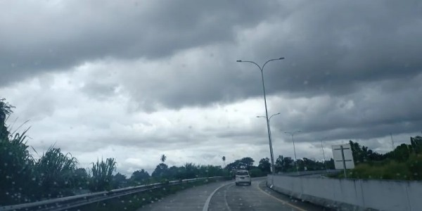Jakarta Diprakirakan Creah dan Berawan Tebal Pada Senin Hari Ini