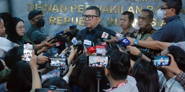 Akomodasi Putusan Mk, Komitmen Komisi II Hilangkan Keraguan pada Masyarakat