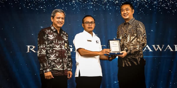 Sepuluh Wajib Pajak Rungkut Diberi Apresiasi pada Tax Gathering