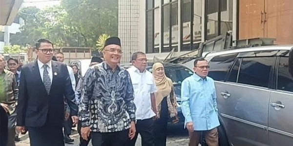 Pansus Klaim Temukan Banyak Fakta Hukum terkait Penyimpangan Haji