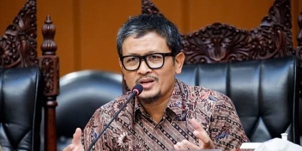 Banyak Kelas Menengah Jatuh Miskin, Amin Ak Desak Pemerintah Pertahankan Subsidi BBM