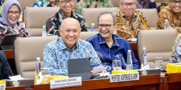 Rapat Kerja Terakhir, Kinerja Kemenkop Diapresiasi DPR