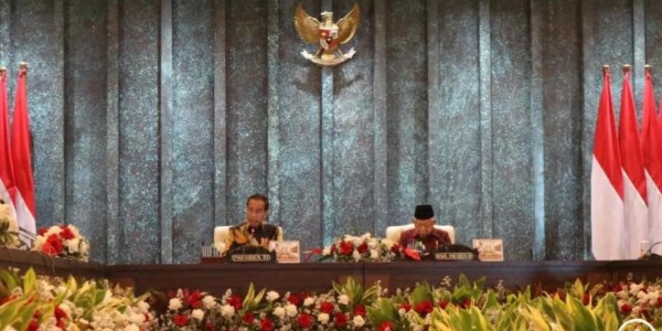 Presiden Jokowi Minta Jaga Stabilitas Sampai Pemerintahan Baru Terbentuk