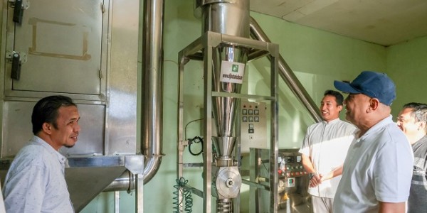 Teten Sebut Hilirisasi Kratom Melalui Koperasi Sangat Penting