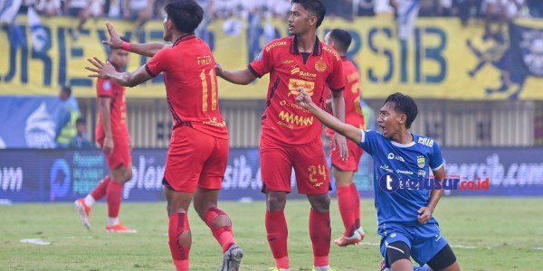 Pelatih Persib Sebut Timnya Layak Menang Atas Persija