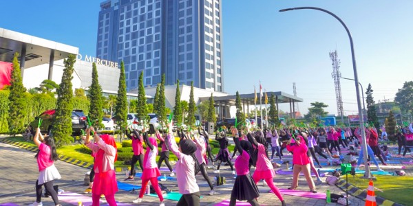 Grand Mercure Malang Mirama Ajak Hidup Sehat Bareng Komunitas Pound Fit Pertama di Malang