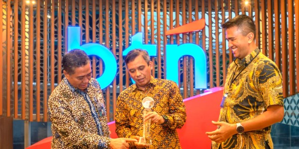 Sabet Annual Report Award (ARA) 2023 BTN Naik Kelas