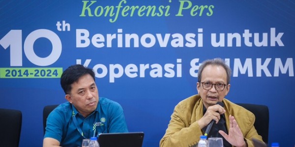 10 Tahun Jokowi, Penyaluran KUR Tembus Rp1.793 Triliun