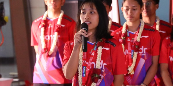 Juara Piala Suhandinata Tim Bulutangkis Indonesia Disambut Meriah