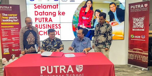Optimalisasi Literasi Keuangan pada Tenaga Kerja Indonesia (TKI) di Johor Bahru, Malaysia