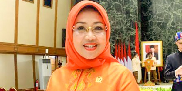 Sylviana Murni Dilantik jadi Rektor Institut STIAMI, Komitmen Cetak Mahasiswa Unggul & Profesional