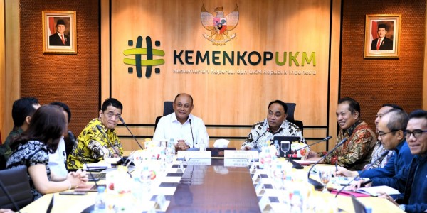 Kemenkop, Kemendes danBGN Gotong-royong dalam Program Makan Bergizi Gratis
