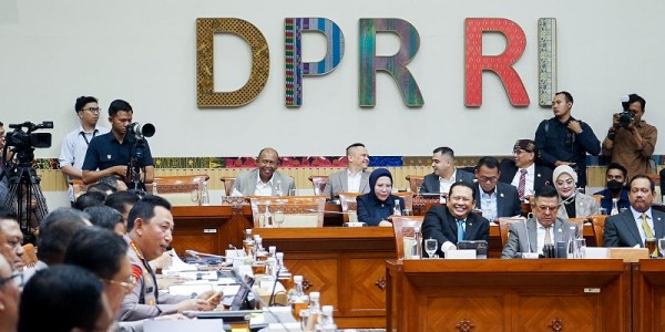 Raker Komisi III DPR RI dengan Kapolri, Bamsoet Minta Penegakan Hukum Judi Online Ditingkatkan