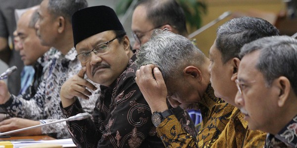 MENSOS RAPAT DENGAN DPR BAHAS PROGRAM KERJA