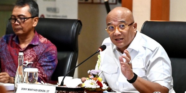 Bahas Ketersediaan Energi dan Transisi Energi Terbarukan, Komisi XII Kunjungi PLN UID Bali
