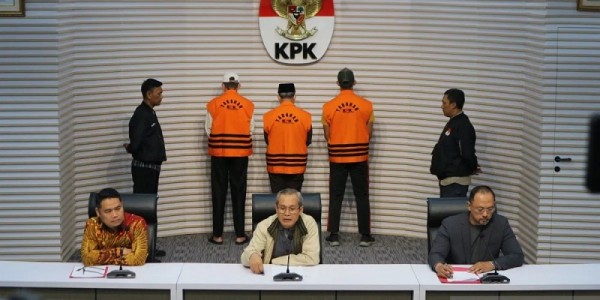 KPK Tetapkan Gubernur Bengkulu Rohidin Mersyah Sebagai Tersangka Dugaan Gratifikasi dan Pemerasan
